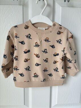 NWOT Minymo Beige Airplane Print Sweatshirt